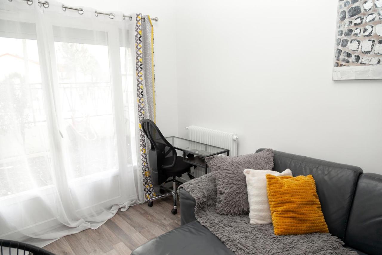Cosyhome T2 Proche Gare Entre Paris Et Disneyland - Familial Renove 65 M2 Gagny Esterno foto